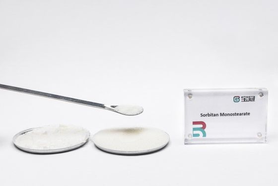 Un buon prezzo. Sorbitano monostearato o sorbido stearato C24H46O6 valore HLB 4,7 giallo chiaro granulare solido stabilizzatore lubrificante addolcitore in linea